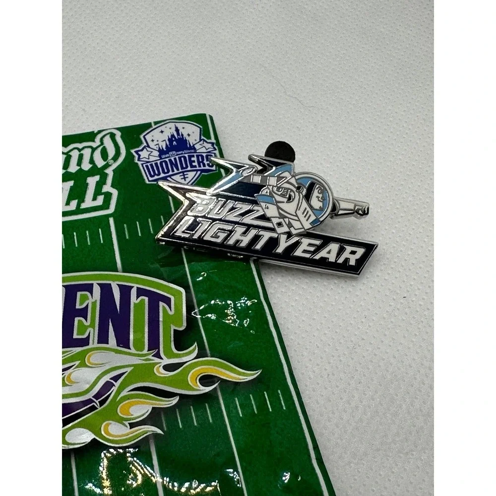 Fantasyland Football Disney Pin 2018 Buzz Lightyear AUTHENTIC Toy Story Space